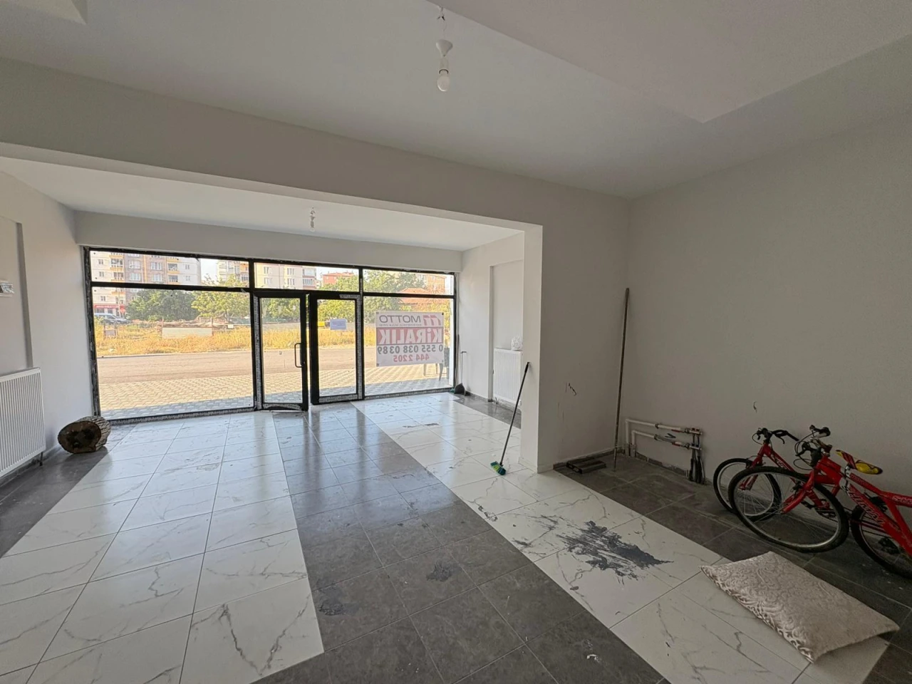 HOCA AHMET YESEVİDE KİRALIK DÜKKAN 50 M2