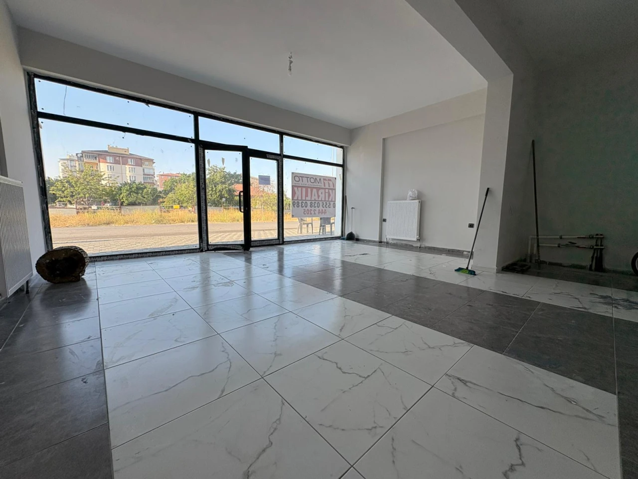 HOCA AHMET YESEVİDE KİRALIK DÜKKAN 50 M2