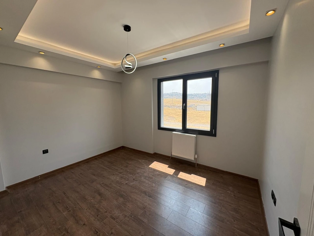 ŞİRİNTEPEDE SATILIK SIFIR DAİRE