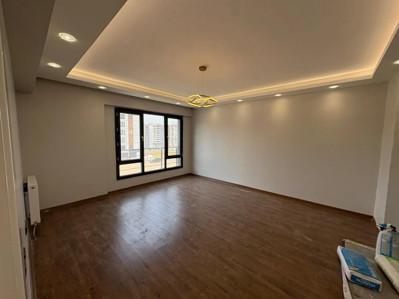 ŞİRİNTEPEDE SATILIK SIFIR DAİRE
