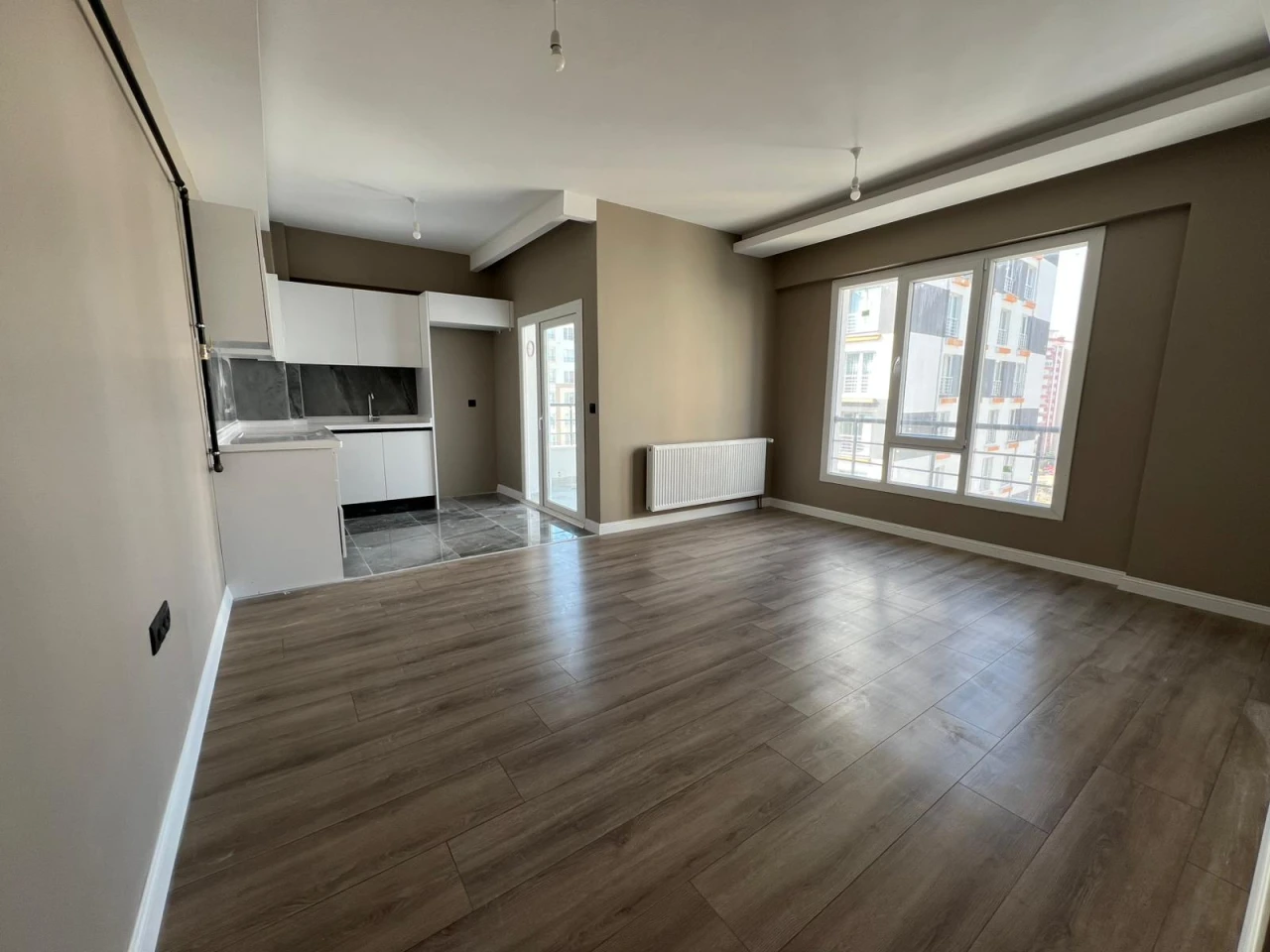 TALASTA SATILIK SIFIR 2+1 DAİRE