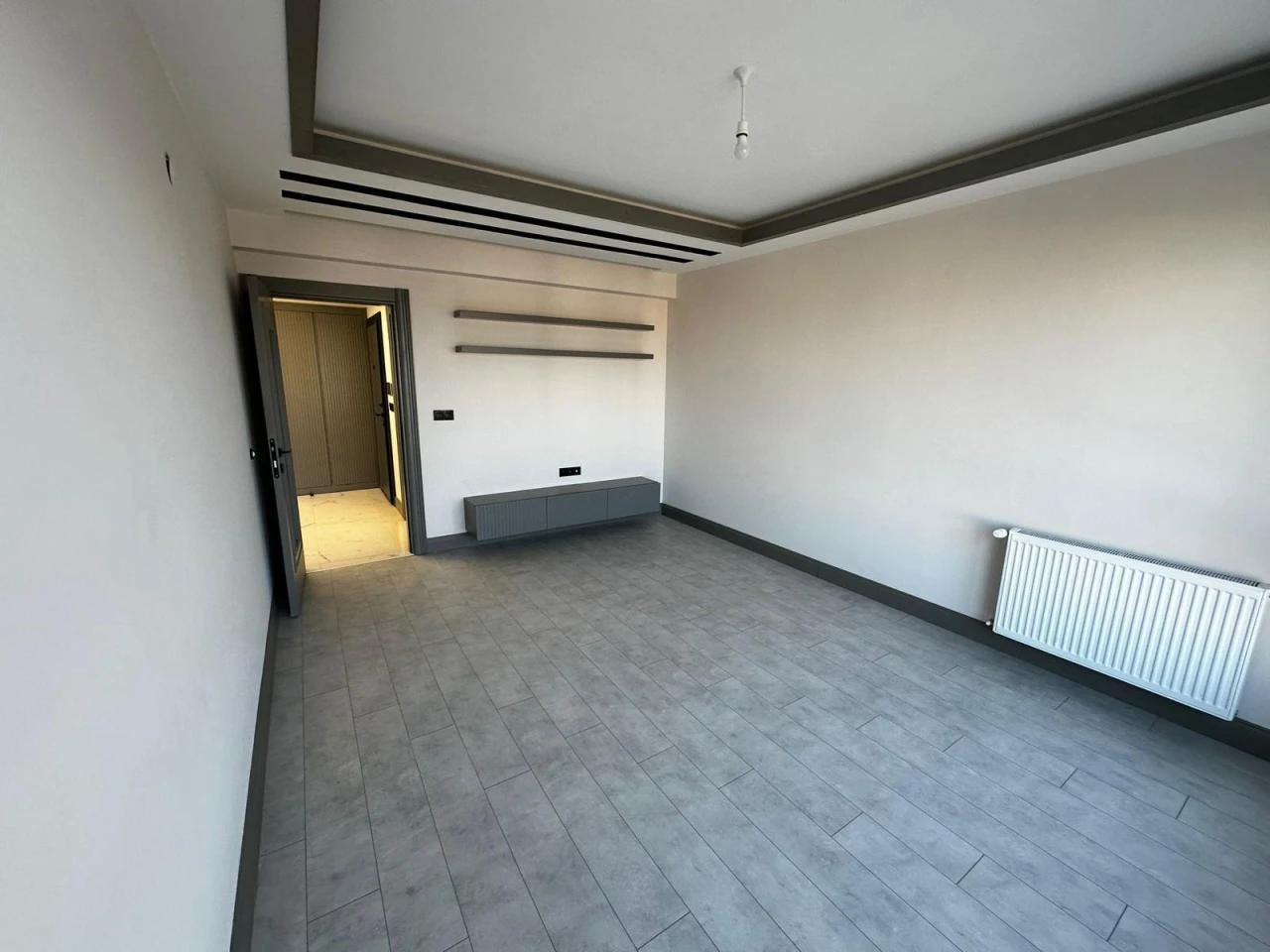 ZÜMRÜT MAHALLESİNDE MODERN FERAH 4+1 SATILIK DAİRE